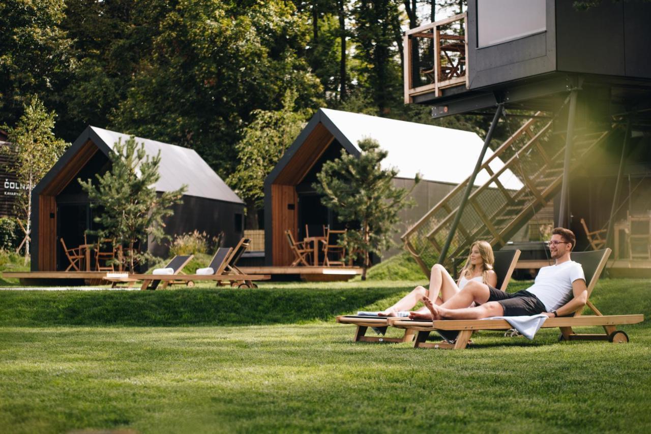 Luxury Glamping Chocolate Village Μαριμπόρ Εξωτερικό φωτογραφία