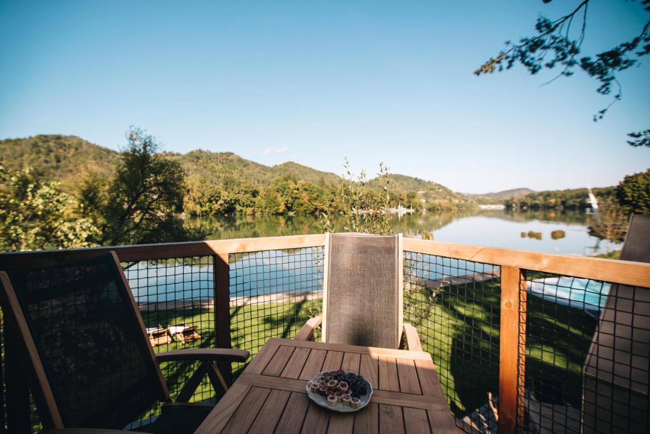 Luxury Glamping Chocolate Village Μαριμπόρ Εξωτερικό φωτογραφία