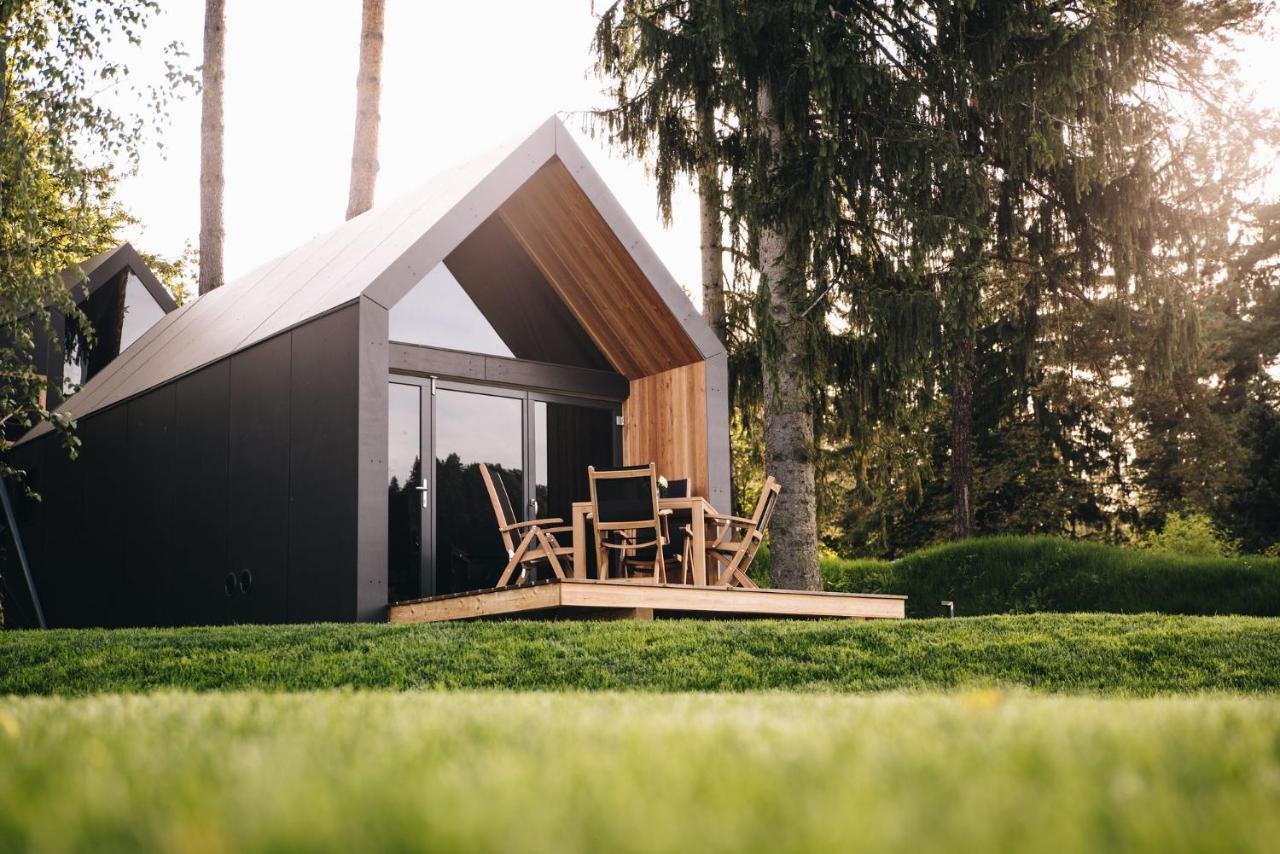 Luxury Glamping Chocolate Village Μαριμπόρ Εξωτερικό φωτογραφία