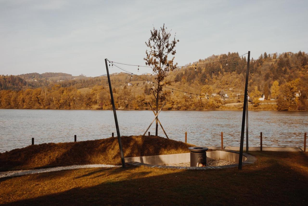 Luxury Glamping Chocolate Village Μαριμπόρ Εξωτερικό φωτογραφία